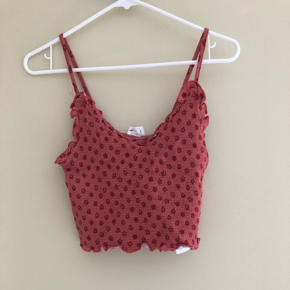 Red daisy print, Cotton On cropped tank, Medium